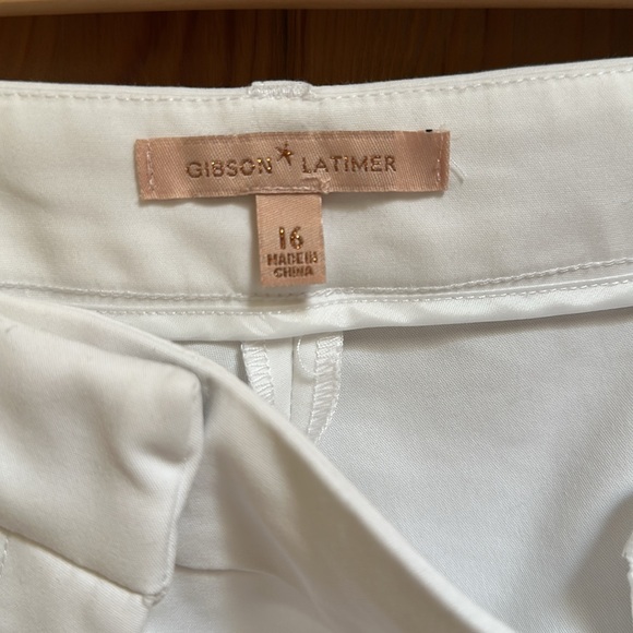 ⬇️ PRICE DROP⬇️ White pants - Picture 3 of 7